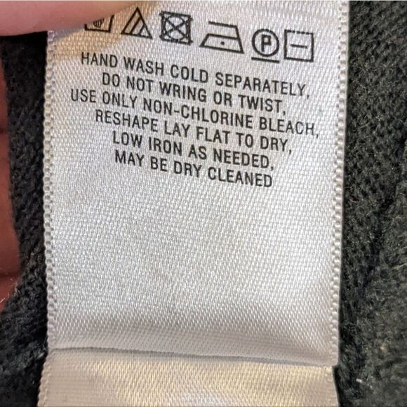 ANTHROPOLOGIE Moth | Wool turtleneck in Holly Green - Picture 7 of 8